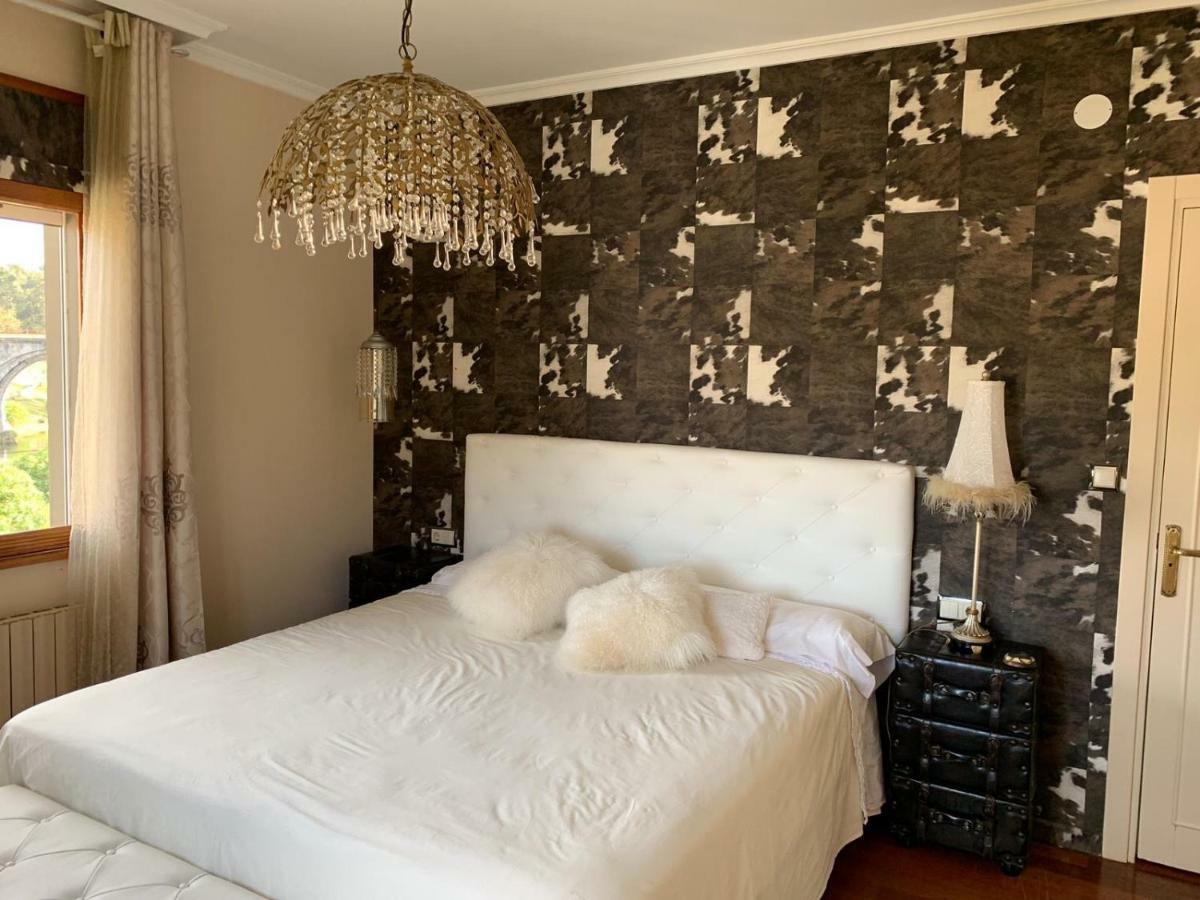 La Tita Villa San Ciprian  Ngoại thất bức ảnh